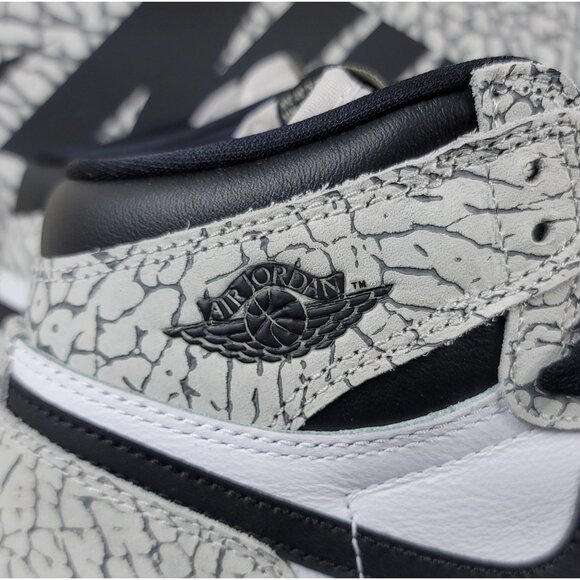 NEW Nike Air Jordan 1 Retro High OG White Cement FD1437-052 GS Size 6.5Y Sneaker - Picture 4 of 10